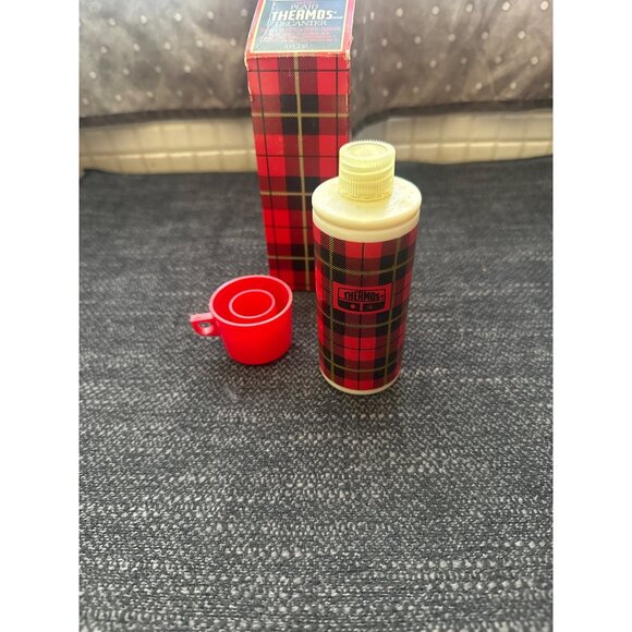 Vtg Plaid Thermos 3 Oz Sweet Honesty Body Splash Decanter Orig Box   2 ITEMS $25 - Picture 2 of 4